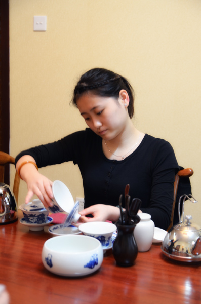 心馨总第35期初级茶艺师培训班小芬是朋友介绍，来到心馨开始学茶